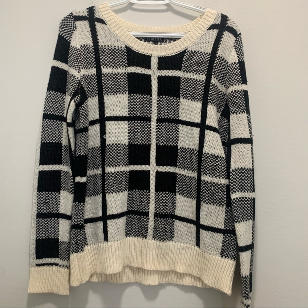 Timing White and Black Sweater Size Small